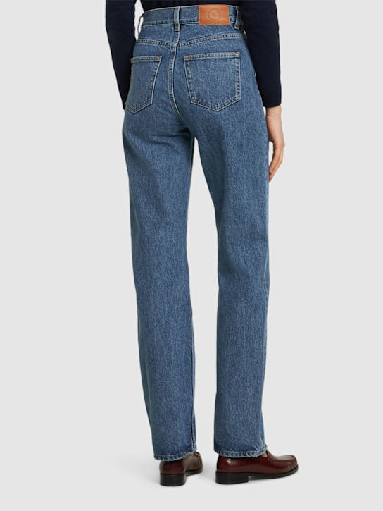 Loose denim jeans